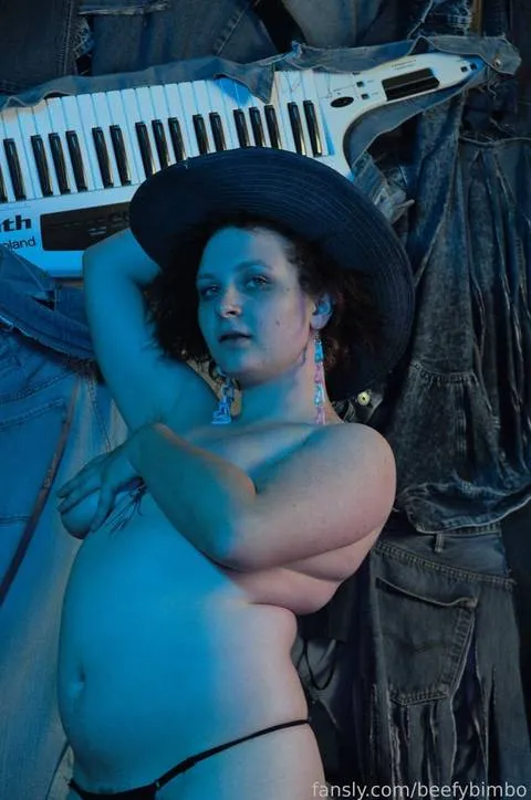 @beefybimbo