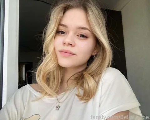 @BellaLeone