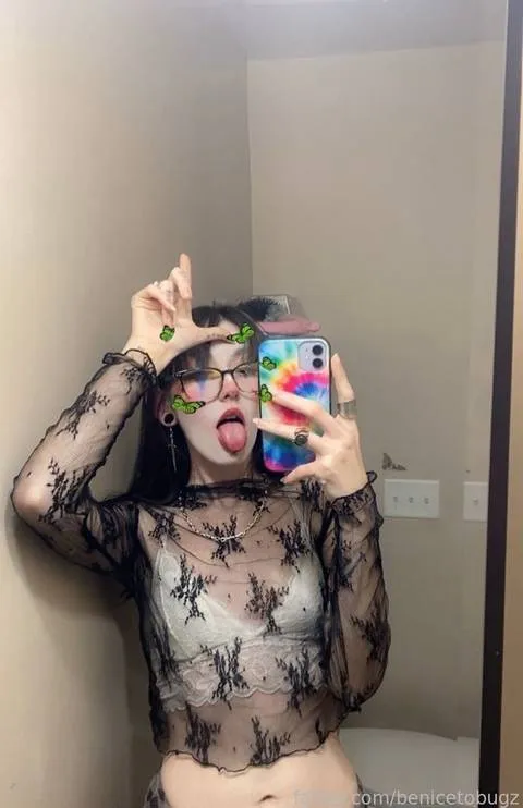 @benicetobugz