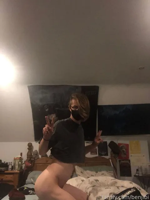 @benjibi