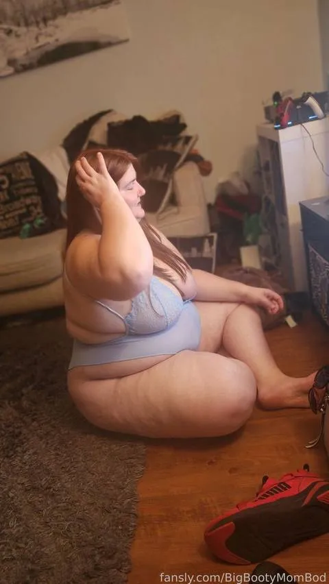 @BigBootyMomBod