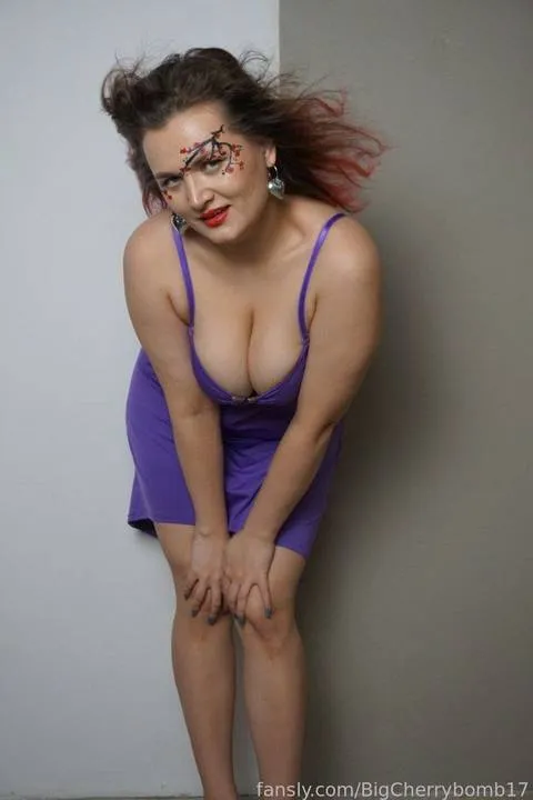 @BigCherrybomb17
