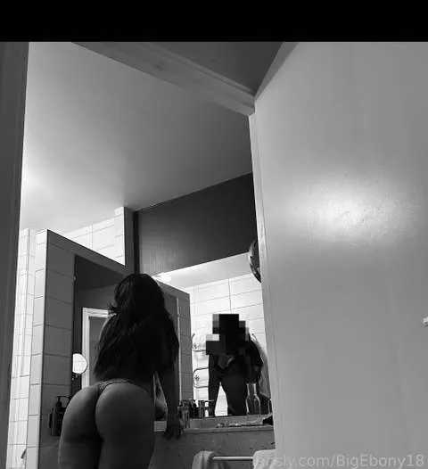 @BigEbony18