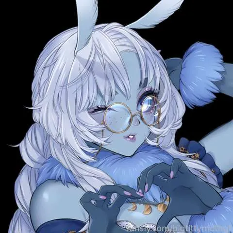 @bigtittymothgf