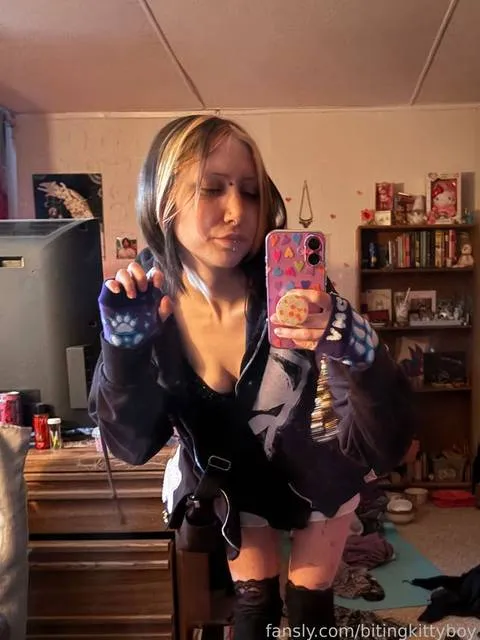 @bitingkittyboy