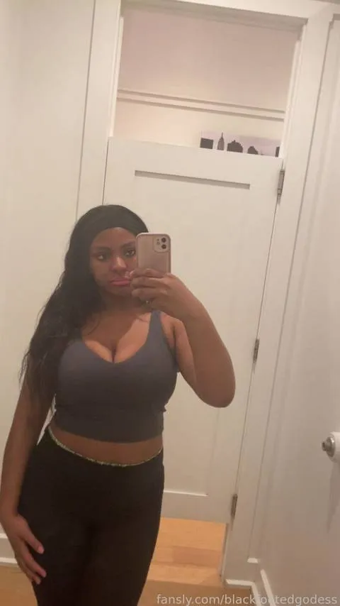 @blackfootedgodess