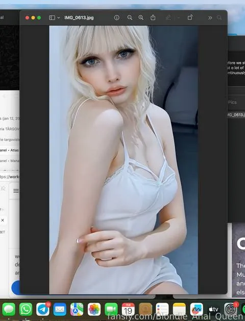 @Blondie_Anal_Queen