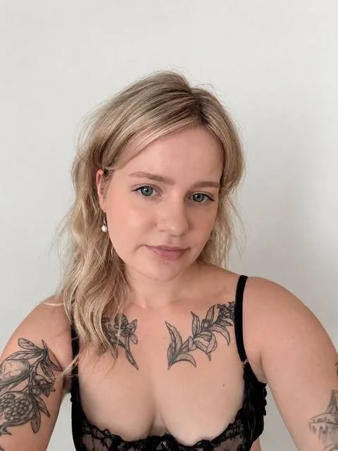 @blondpeche