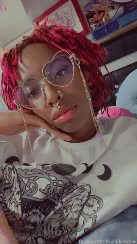 @blxcklicorice