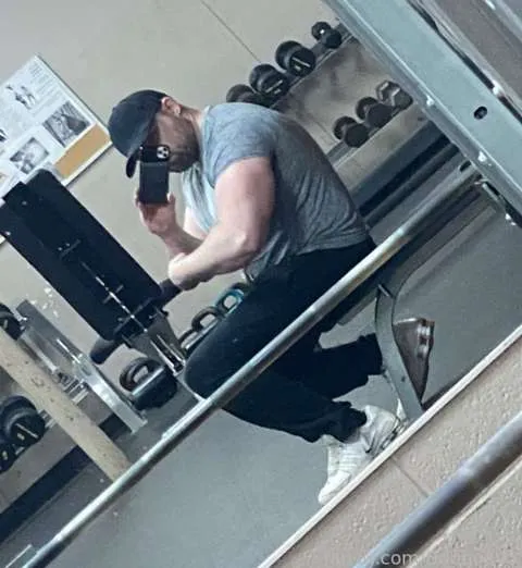 @Bobbo343