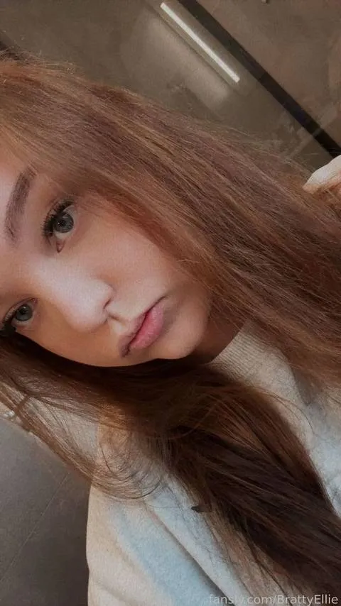 @BrattyEllie