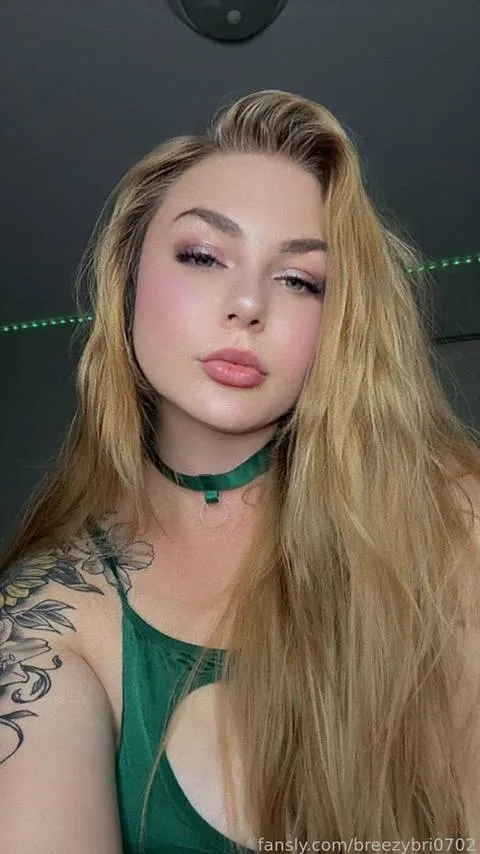 @breezybri0702