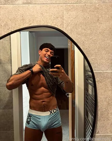 @btswitholly