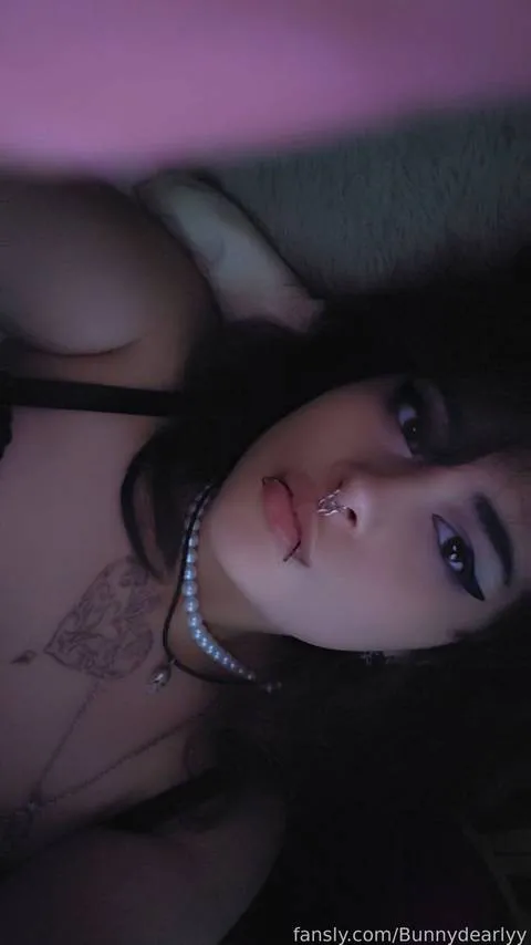 @Bunnydearlyy
