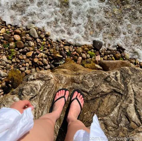 @bunnysweetfeet