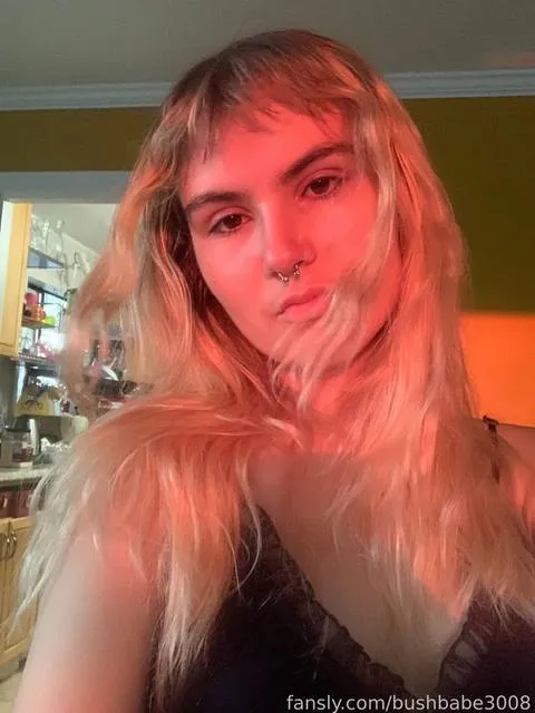 @bushbabe3008
