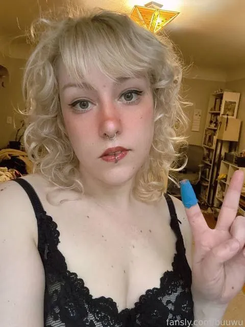 @buuwu