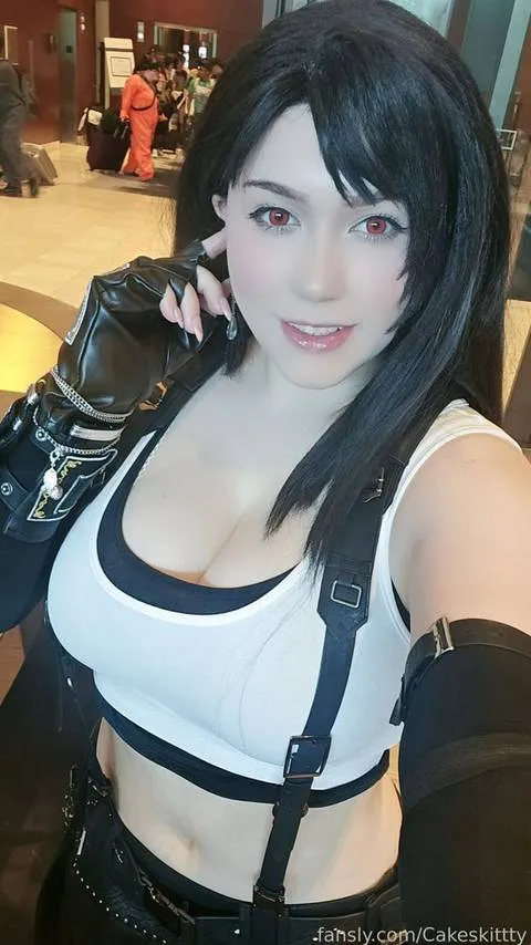 @Cakeskittty