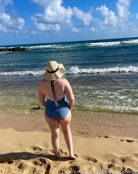 @callipygian-goddess
