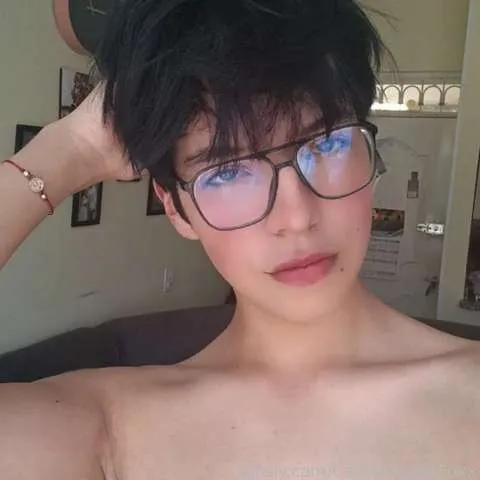 @CallMeSugarFoxx