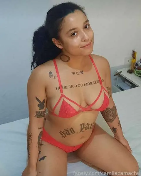 @camilacamacho