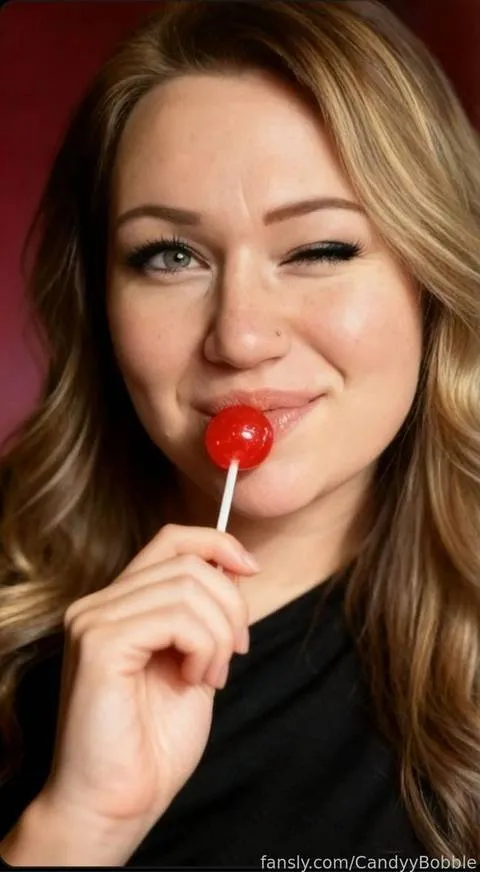 @CandyyBobble