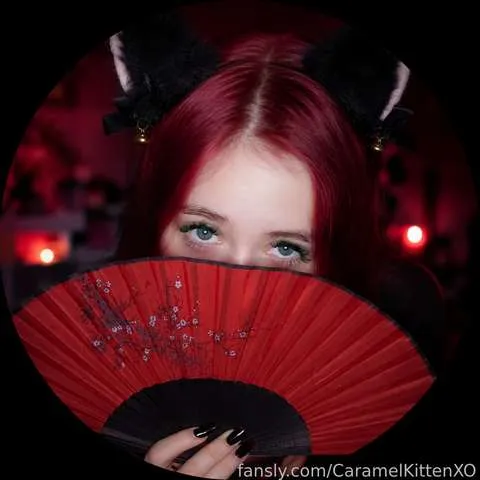 @CaramelKittenXO
