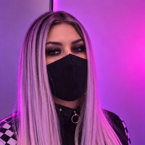 @CarlieRogue