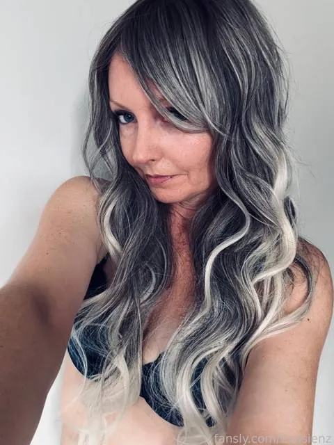 @Cassienz
