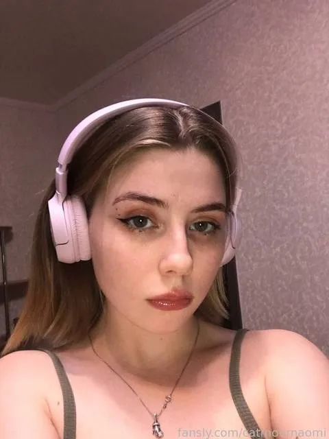 @catmournaomi
