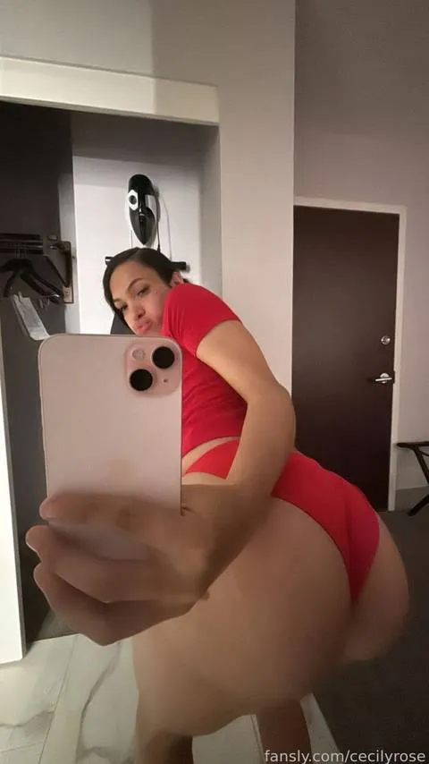 @cecilyrose