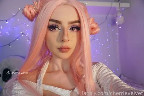 @cherrievelvet