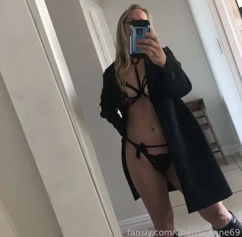 @Cherry_Anne69