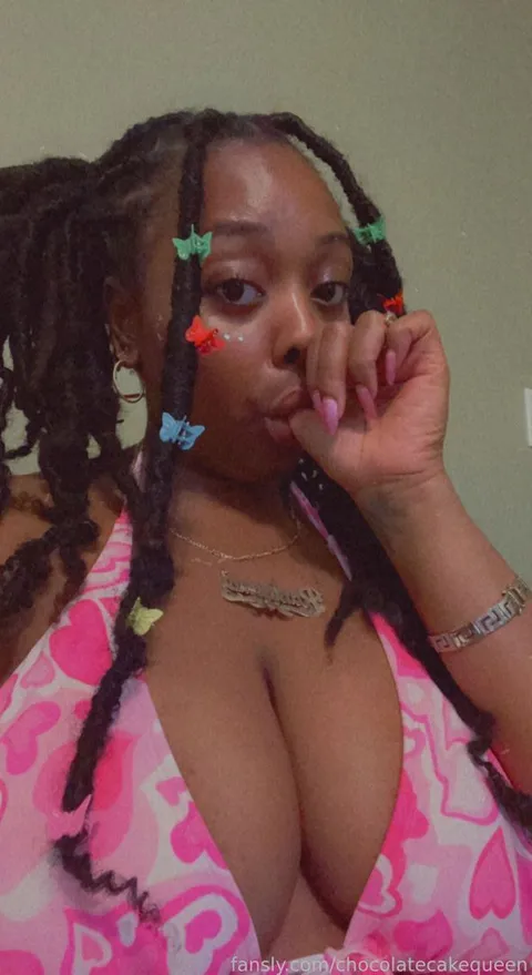 @chocolatecakequeen