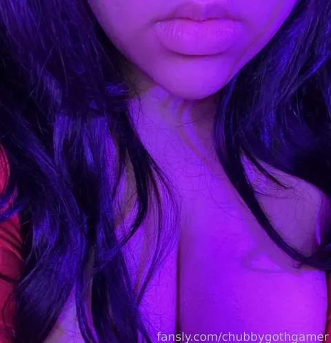 @chubbygothgamer