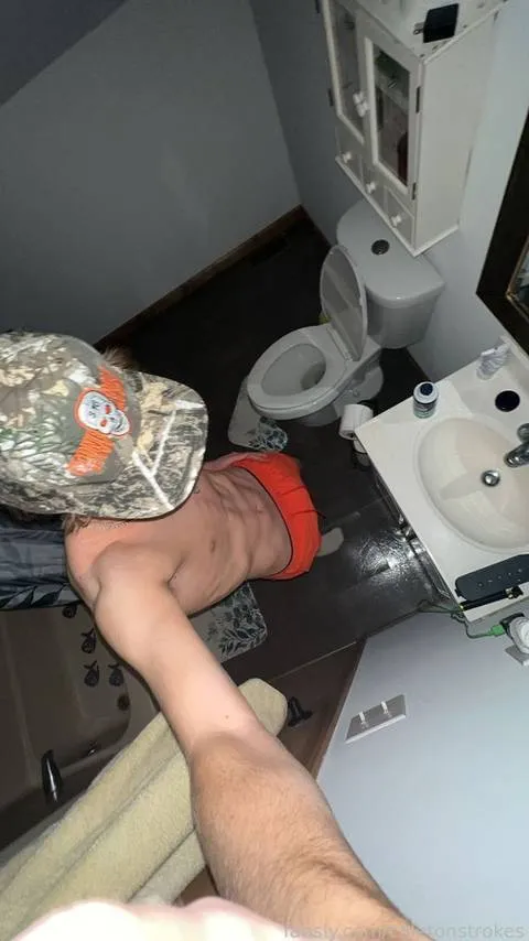 @claytonrides