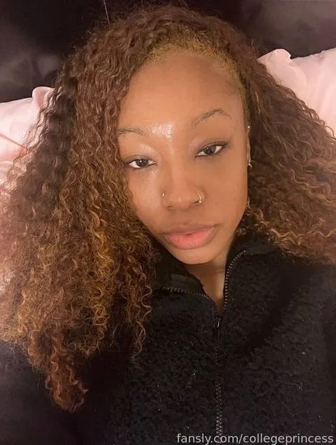 @collegeprincess