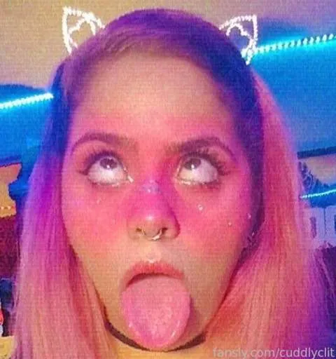 @cuddlyclit