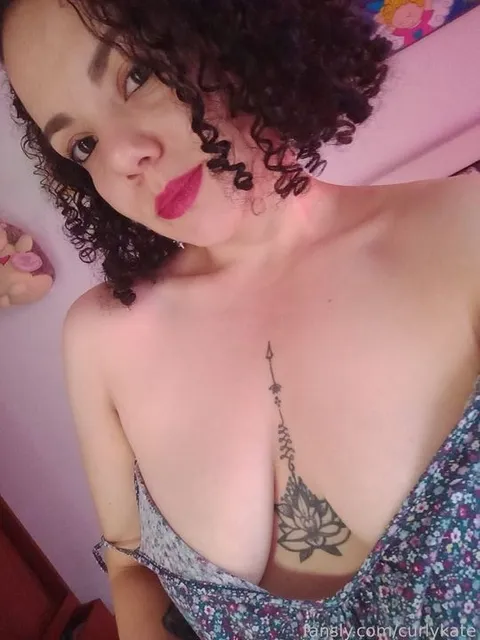 @curlykate