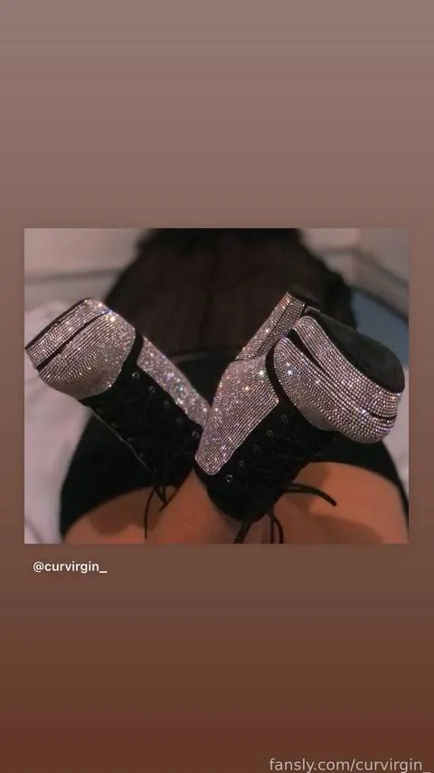 @curvirgin_