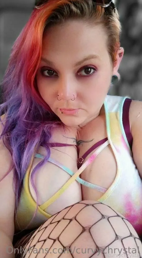 @Curvychrystal69
