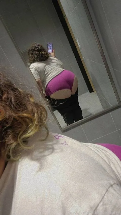 @curvytempter