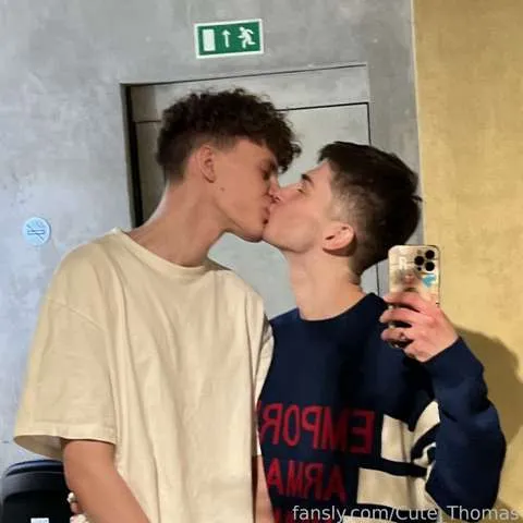 @Cute_Thomas