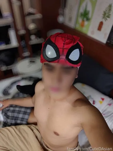 @CuteDAsian