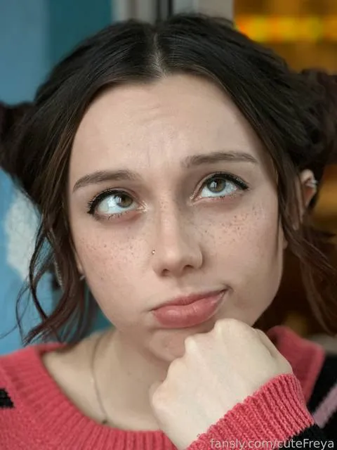 @cuteFreya