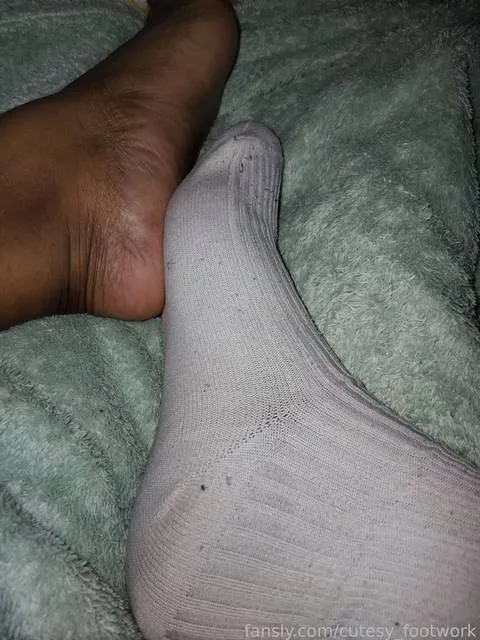 @cutesy_footwork