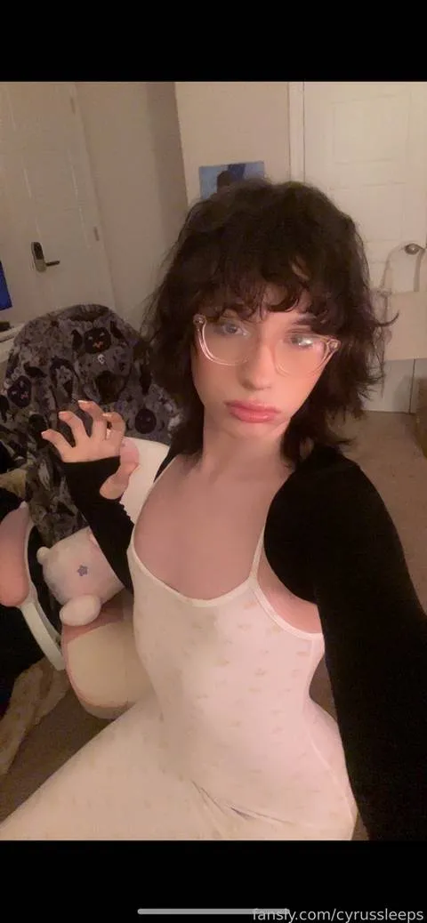 @cyrussleeps