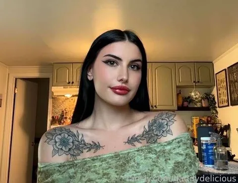 @daddydelicious2025