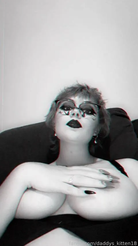@daddys_kitten18