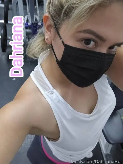 @DahrianaHot